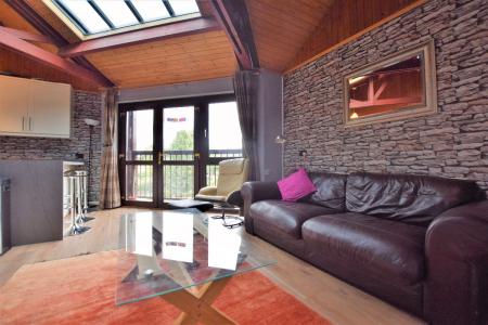 3 bedroom Apartment to let in St. Mildred's Court (City Centre)