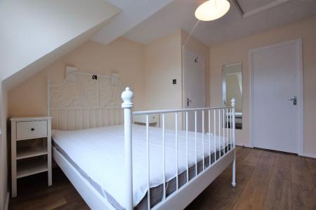 4 bedroom Terraced House to let in 4 Bedroom Student Home - Henry Court (Near City Centre)