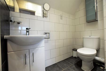 4 bedroom Terraced House to let in 4 Bedroom Student Home - Henry Court (Near City Centre)