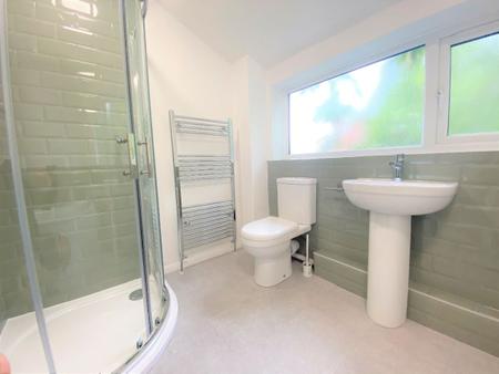 4 bedroom Terraced House to let in 4 Bedroom Student Home - 3 Teddington Close