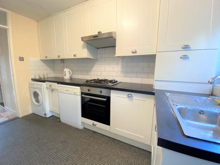 4 bedroom Terraced House to let in 4 Bedroom Student Home - 3 Teddington Close