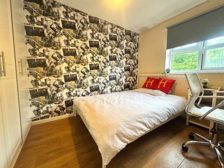 3 bedroom Terraced House to let in Starle Close