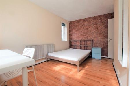 4 bedroom Terraced House to let in 8 Payton Mews - 4 Bedroom Student Home - CCCU