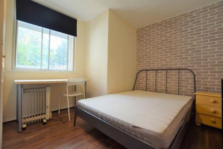 4 bedroom Terraced House to let in 8 Payton Mews - 4 Bedroom Student Home - CCCU