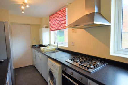 4 bedroom Terraced House to let in 8 Payton Mews - 4 Bedroom Student Home - CCCU