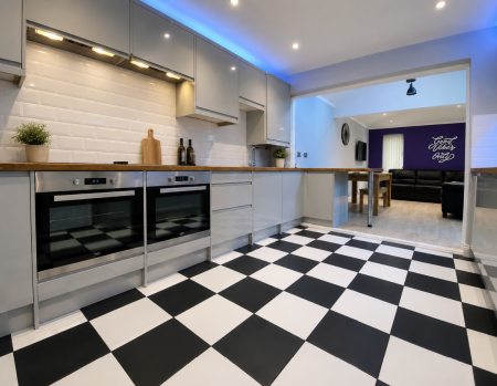 6 Bedroom Student Home - Downs Road, UKC