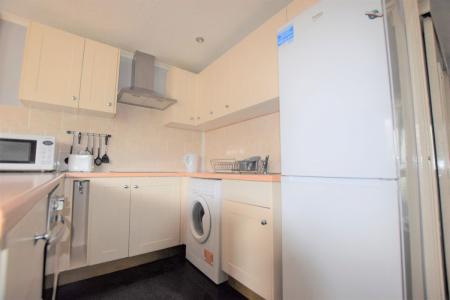 3 bedroom Bungalow to let in 37 Headcorn Drive, Canterbury