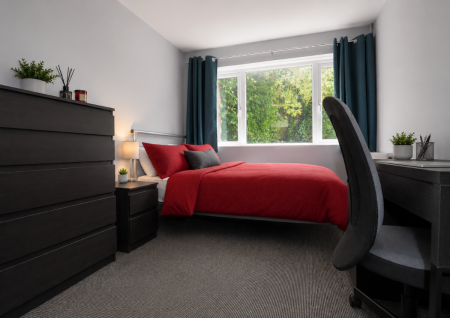 5 bedroom Terraced House to let in 5 Bed Student Home - 80 Downs Road, Canterbury