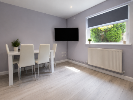 5 bedroom Terraced House to let in 5 Bed Student Home - 80 Downs Road, Canterbury