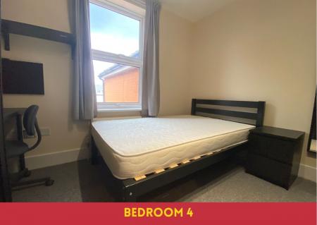 6 bedroom Semi-detached house to let in 6 Bed Student Home - 121 Sturry Road, Canterbury