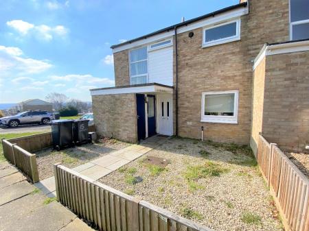 3 bedroom Terraced House to let in 15 Ancress Close, Canterbury