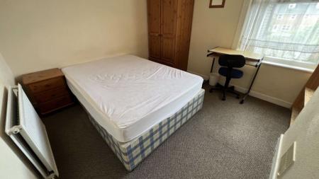 2 bedroom Terraced House to let in Riverdale Road, Canterbury