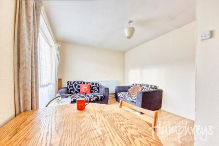 4 bedroom End of terrace house to let in 4 Bed Student Home - 15 Clement Close