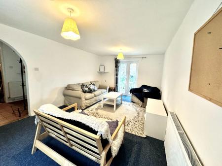 3 bedroom Semi-detached house to let in Craddock Road