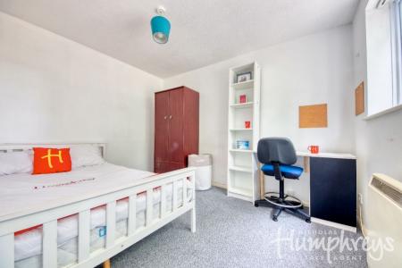 3 bedroom Terraced House to let in Goudhurst Close