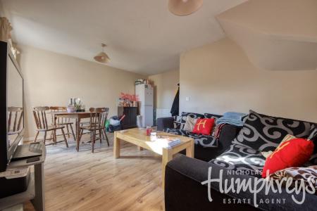 4 Bed Student Home - 61a Kemsing Gardens