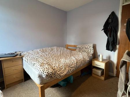 6 bedroom Terraced House to let in 6 Bed Student Home - 32 Kemsing Gardens
