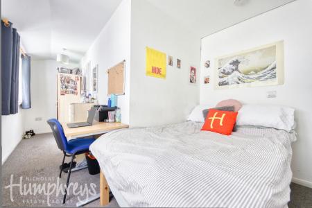 5 bedroom Terraced House to let in 15 Tunstall Road, Canterbury