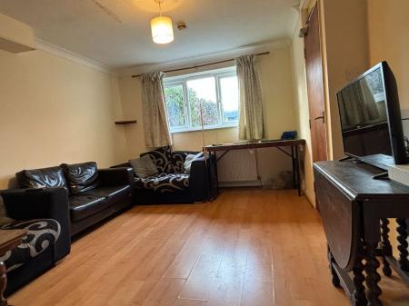 5 Bed Student Home - 9 Regency Place, Canterbury