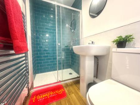 5 bedroom Semi-detached house to let in 5 Bed Student Home - 50 Downs Road, Canterbury