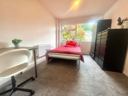 5 bedroom Semi-detached house to let in 5 Bed Student Home - 50 Downs Road, Canterbury