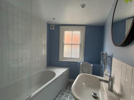 4 bedroom Terraced House to let in The Precincts, Canterbury