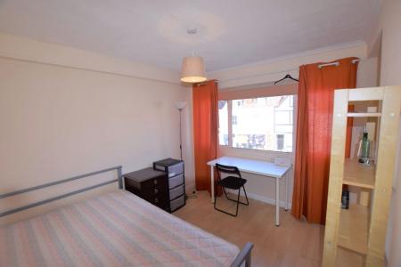 5 bedroom Semi-detached house to let in Wincheap, Canterbury