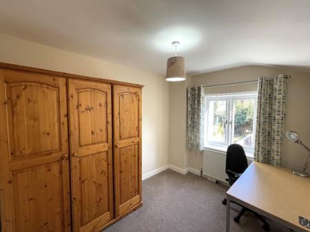 3 bedroom Terraced House to let in 6 Lansdown Road, Canterbury