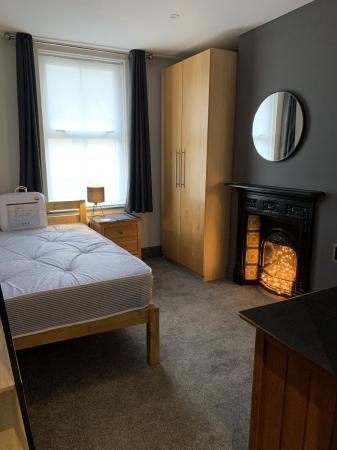 4 bedroom Terraced House to let in 28 Martyrs Field Road, Canterbury