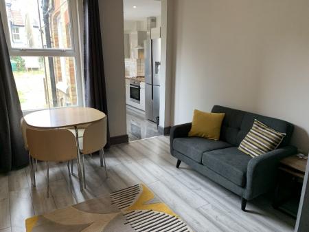 4 bedroom Terraced House to let in 28 Martyrs Field Road, Canterbury