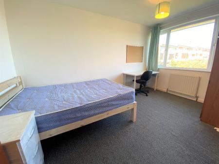 4 bedroom Terraced House to let in 4 Bed Student Home - 14 Otham Close, Canterbury