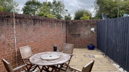 2 bedroom Terraced House to let in Lower Chantry Lane, Canterbury