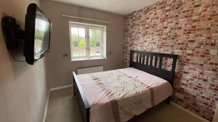 2 bedroom Terraced House to let in Lower Chantry Lane, Canterbury