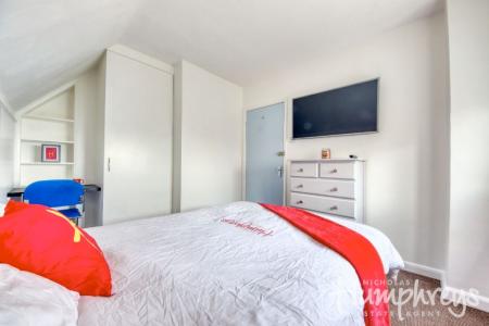 4 bedroom Semi-detached house to let in 42 Old Park Avenue - 4 Bed student home