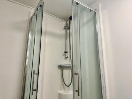 7 bedroom Terraced House to let in 5 Bed Student Home - 43 Downs Road, Canterbury