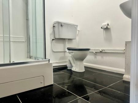 7 bedroom Terraced House to let in 5 Bed Student Home - 43 Downs Road, Canterbury