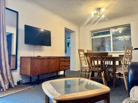 7 bedroom Terraced House to let in 5 Bed Student Home - 43 Downs Road, Canterbury