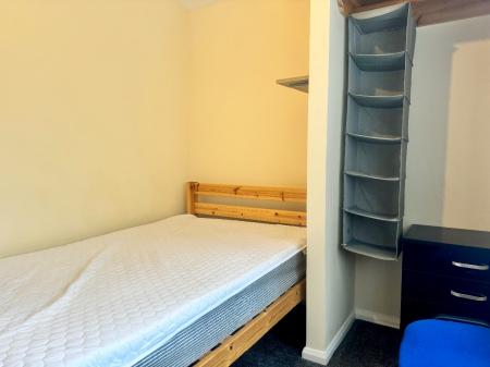 7 bedroom Terraced House to let in 5 Bed Student Home - 43 Downs Road, Canterbury