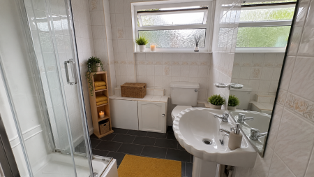 7 bedroom Terraced House to let in 5 Bed Student Home - 43 Downs Road, Canterbury
