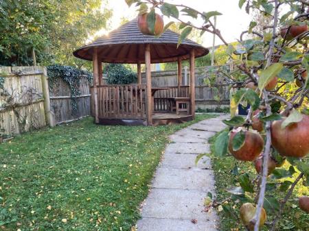 5 bedroom Semi-detached house to let in 5 Bed Student Home - 117 Tenterden Drive, Canterbury