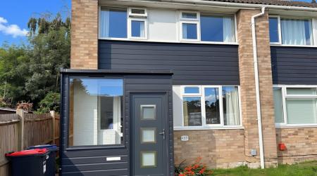 5 bedroom Semi-detached house to let in 5 Bed Student Home - 117 Tenterden Drive, Canterbury