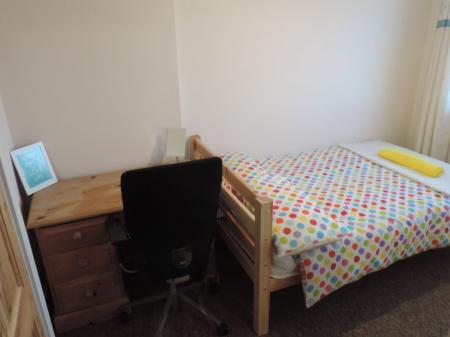 5 bedroom Semi-detached house to let in 5 Bed Student Home - 117 Tenterden Drive, Canterbury