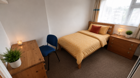 5 bedroom Semi-detached house to let in 5 Bed Student Home - 117 Tenterden Drive, Canterbury