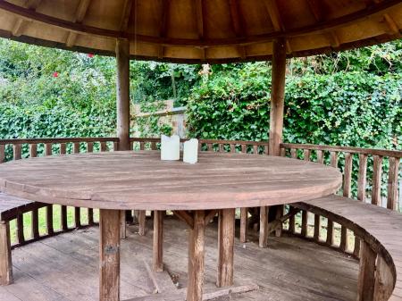 5 bedroom Semi-detached house to let in 5 Bed Student Home - 117 Tenterden Drive, Canterbury