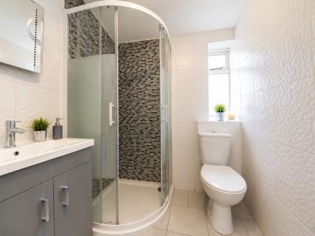 4 bedroom Terraced House to let in 4 Bedroom Student Home - 66 St. Peters Place, City Centre