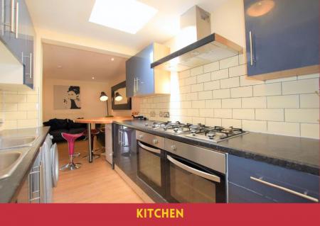 5 bedroom Semi-detached house to let in 5 Bed Student House - Rhodaus Close, CCCU