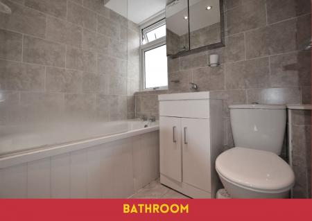 5 bedroom Semi-detached house to let in 5 Bed Student House - Rhodaus Close, CCCU