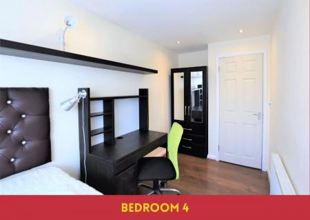 5 bedroom Semi-detached house to let in 5 Bed Student House - Rhodaus Close, CCCU