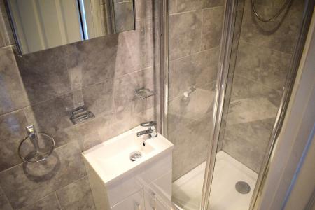 6 bedroom Semi-detached house to let in 11 Gordon Road, Canterbury, Kent, CT1