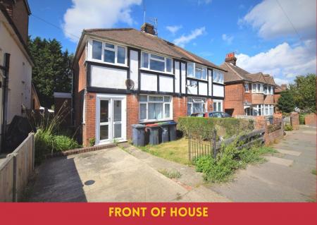 5 bedroom Semi-detached house to let in 5 Bed Student Home - 37 Old Park Avenue